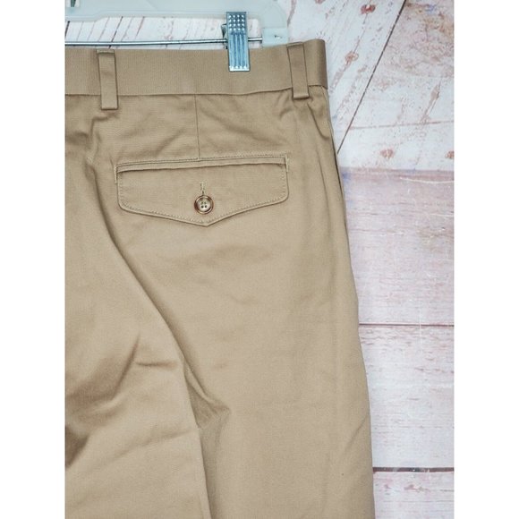 L.L. Bean WF Dress Chino Plain Front Classic Fit Men Dark Khaki Size 35 Pants - Picture 9 of 12